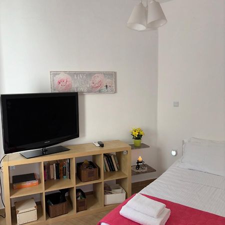 Marena 2 Apartment Makrýgialos Екстериор снимка