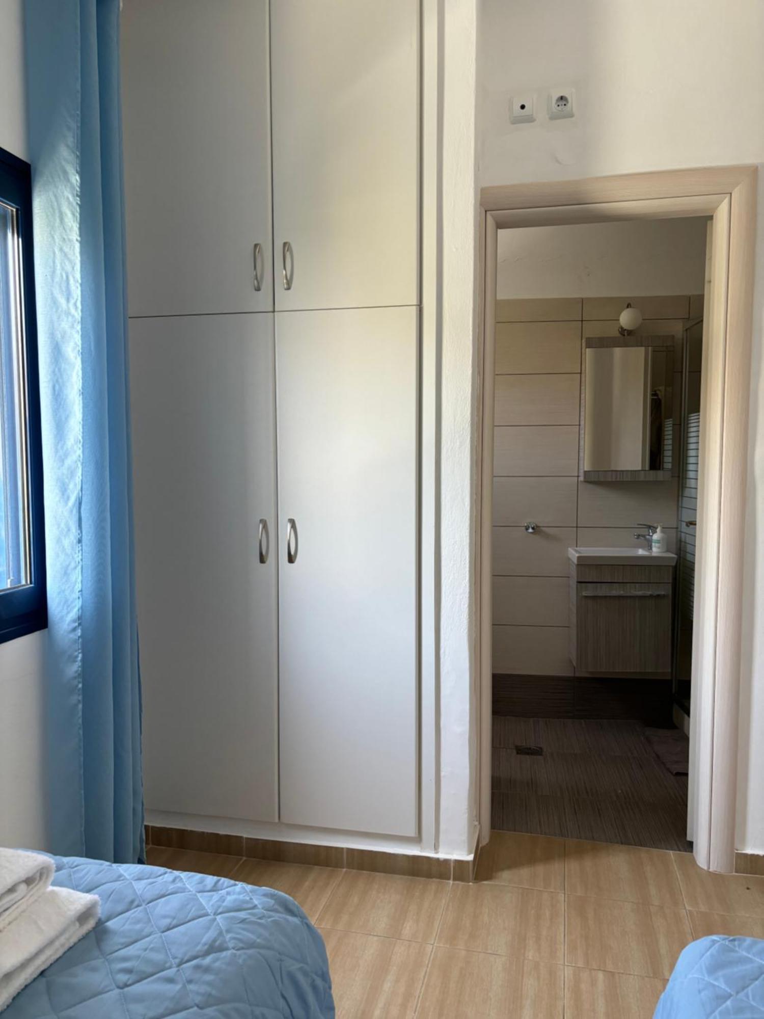 Marena 2 Apartment Makrýgialos Екстериор снимка