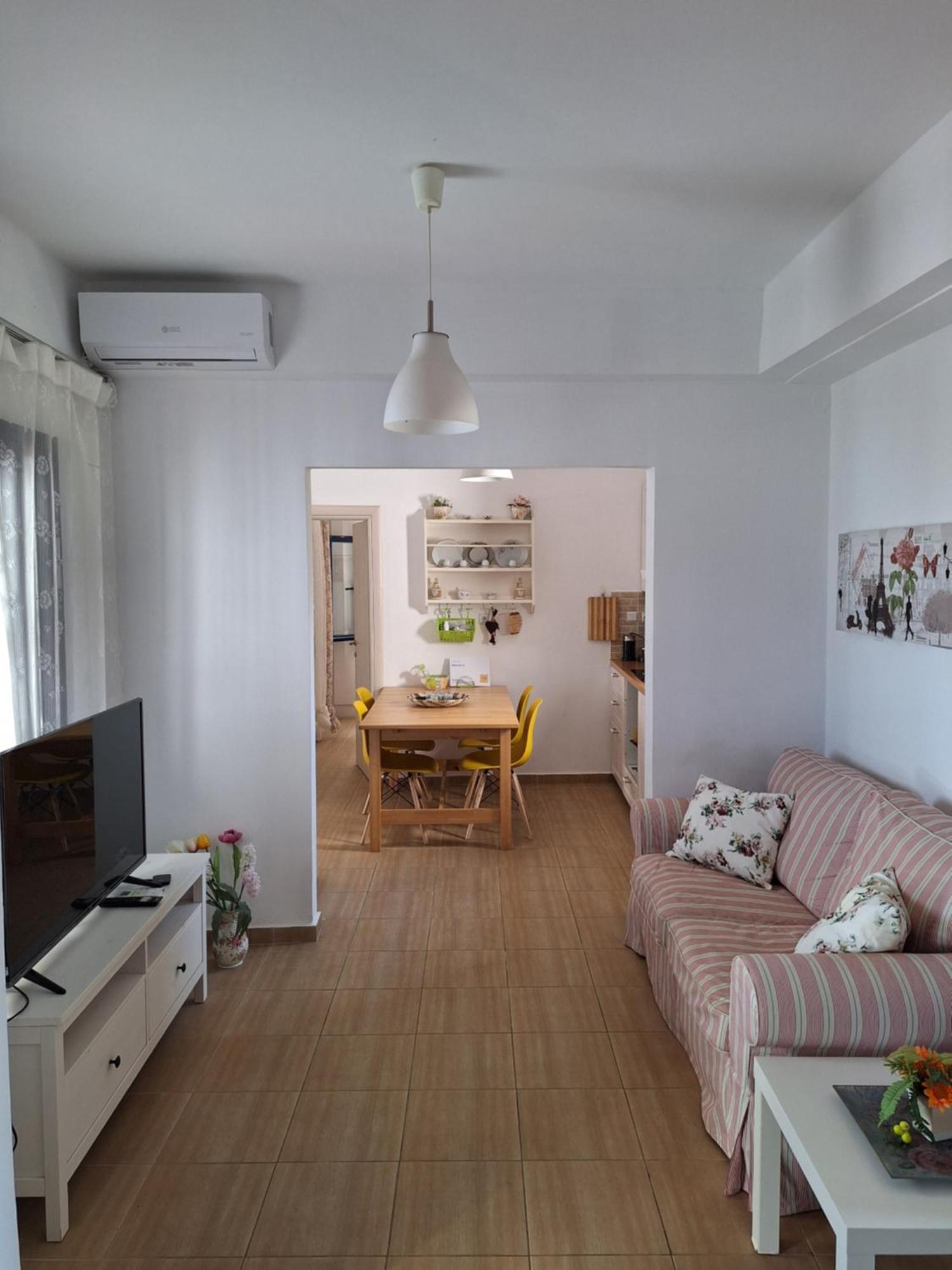 Marena 2 Apartment Makrýgialos Екстериор снимка